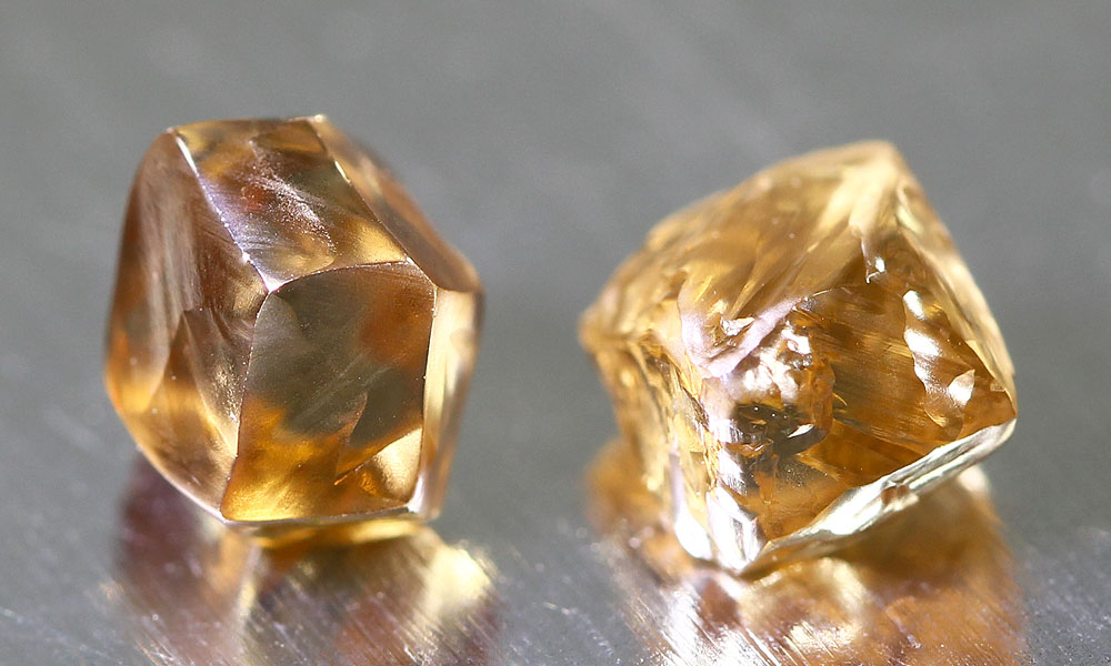 rough colored diamonds