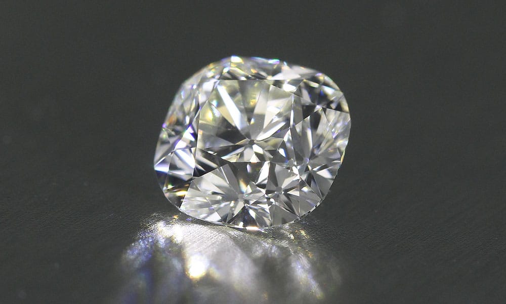 1.04 carat cushion brilliant diamond
