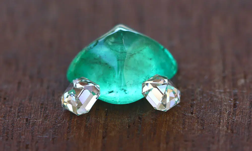Square Cabochon Cut 4.80 carat Emerald