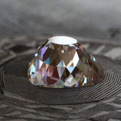 Mughal Style Diamond – Unique Observations