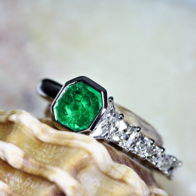 Antique Colombian Emerald & French Cut Diamond Pinky Ring