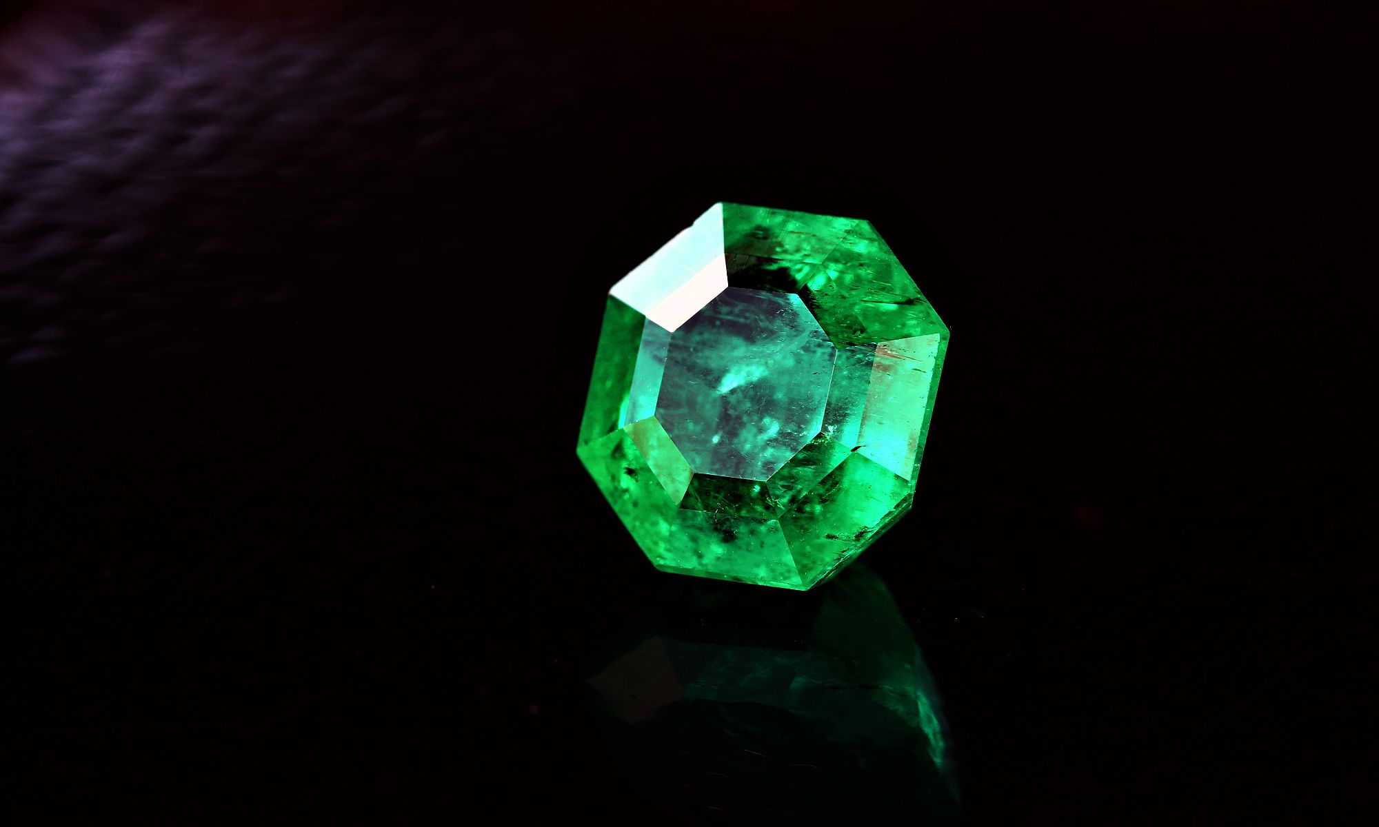 Antique Octagonal Colombian Emerald